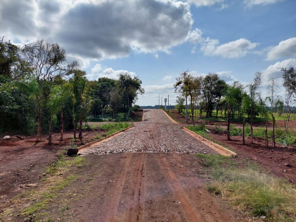 URBANIZACIÓN SUSANA Tu terreno, tu próximo proyecto. — 2/4